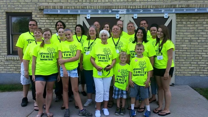 La Crosse Family Reunion T-Shirt Photo
