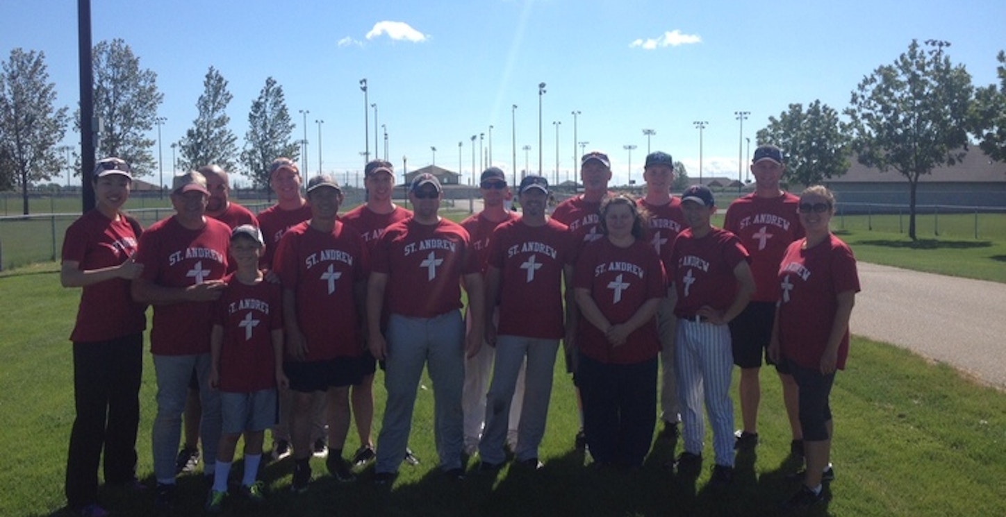 St. Andrew Softball Team West Fargo, Nd T-Shirt Photo