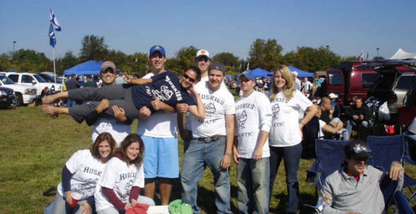 Picture of Uconn Huskies Fanatics Custom T-Shirt Design Uconn Huskies Fanatics T-Shirt Photo