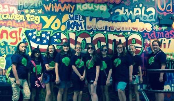 St. Louis Area Girl Scouts Exploring Chicago T-Shirt Photo