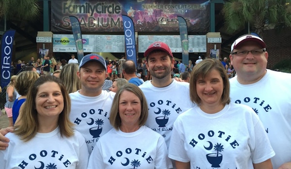 Hootie Family Reunion 2015 T-Shirt Photo
