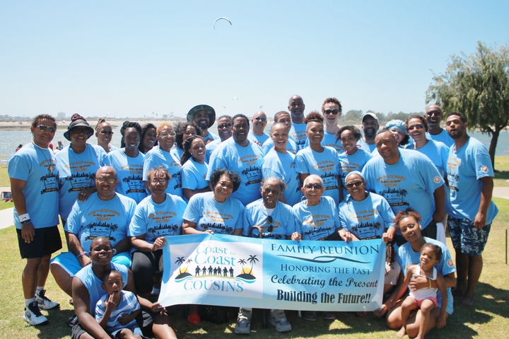Coast To Coast Cousins Family Reunion T-Shirt Photo