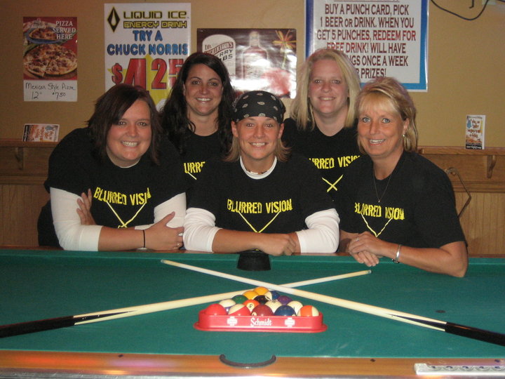 Blurred Vision Pool Team T-Shirt Photo