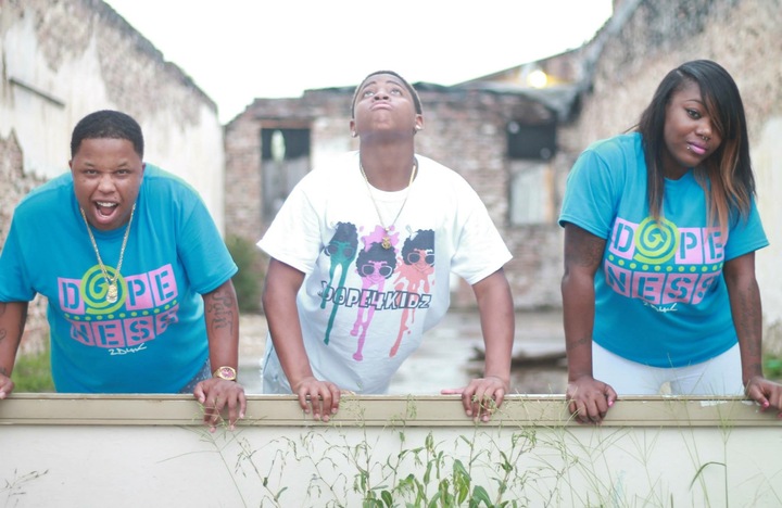 2 D4 K Clothing  T-Shirt Photo