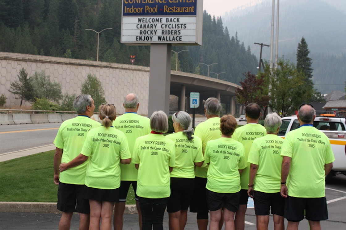 Seeing Our Name On The Motel Sign T-Shirt Photo