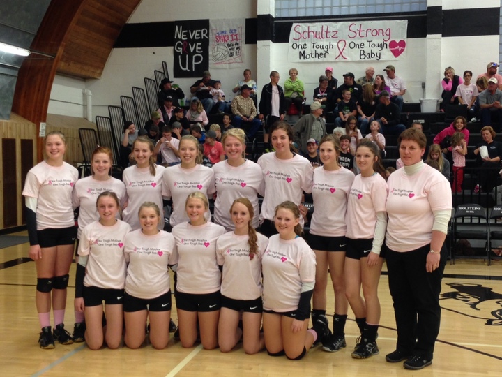 Schultz Strong T-Shirt Photo