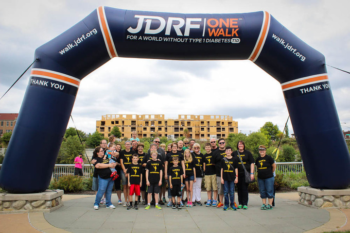 Luke's Lifesavers For Jdrf T-Shirt Photo