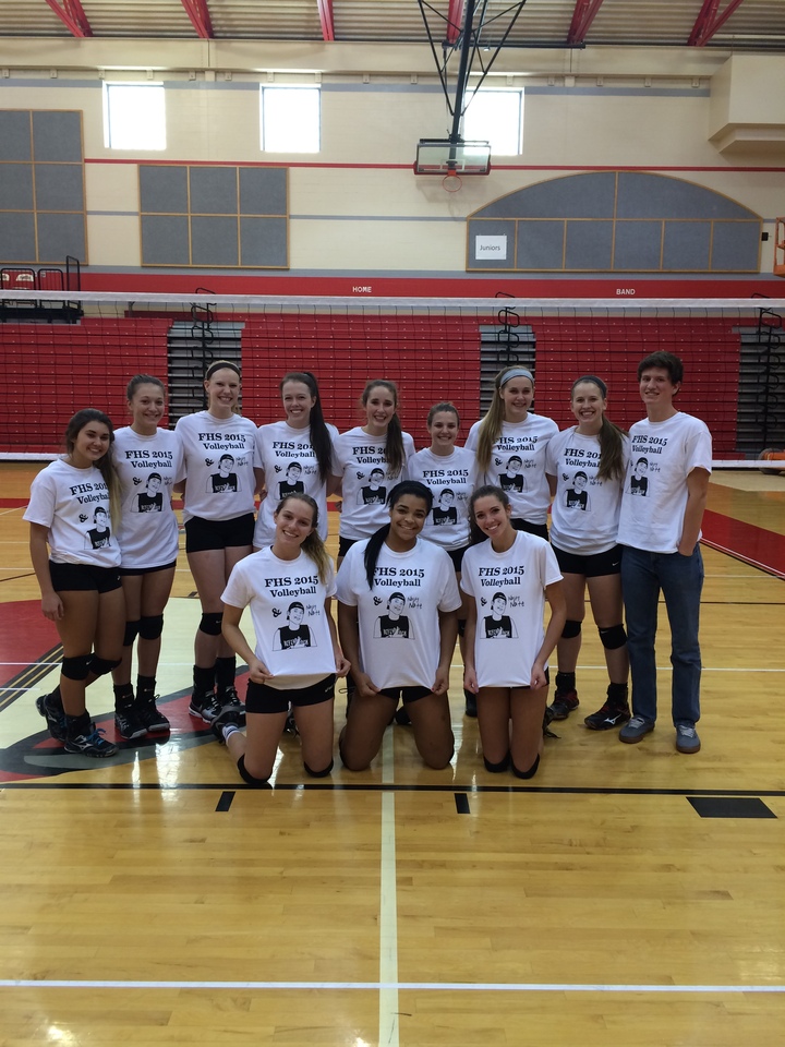 One Tee(am), One Dream  T-Shirt Photo