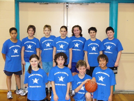 Saanich Knights Basketball Grade 5/6 T-Shirt Photo