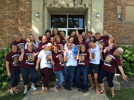 2015/16 Accentuate The Positive   Hms Elementary Where The Best Begin T-Shirt Photo