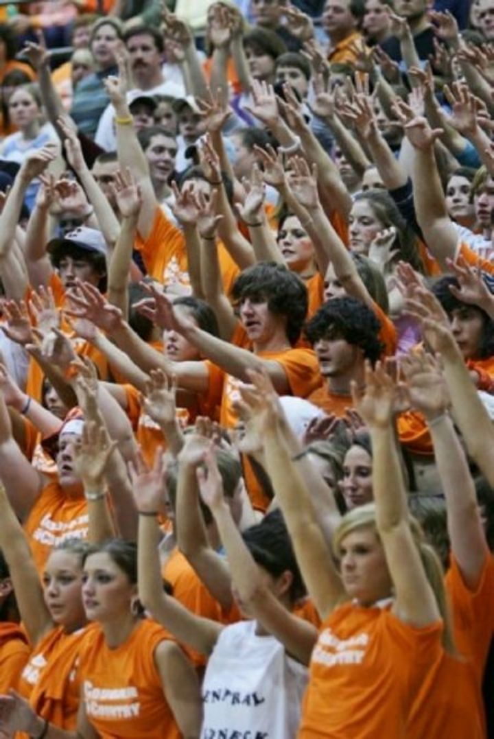 Cougar Basketball T-Shirt Photo