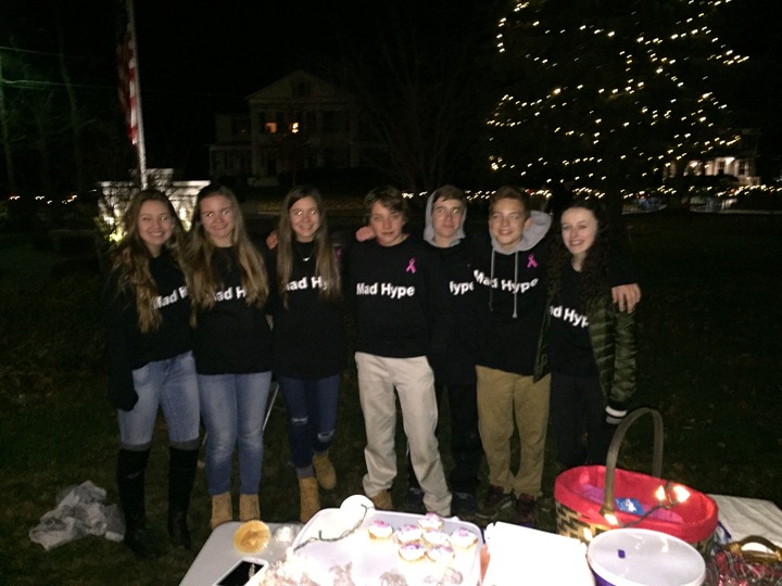 Mad Hype! T-Shirt Photo