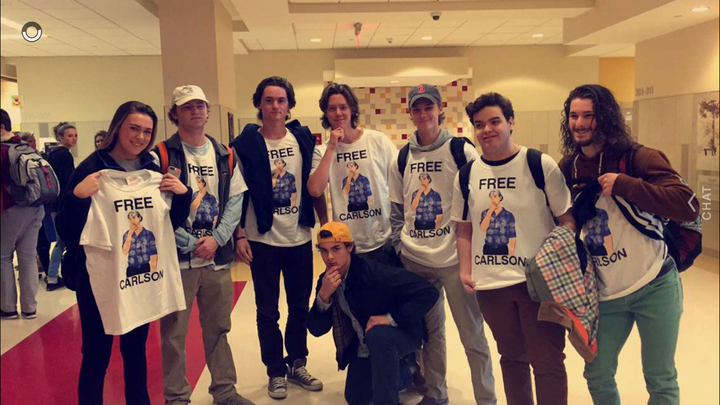 Free Carlson T-Shirt Photo