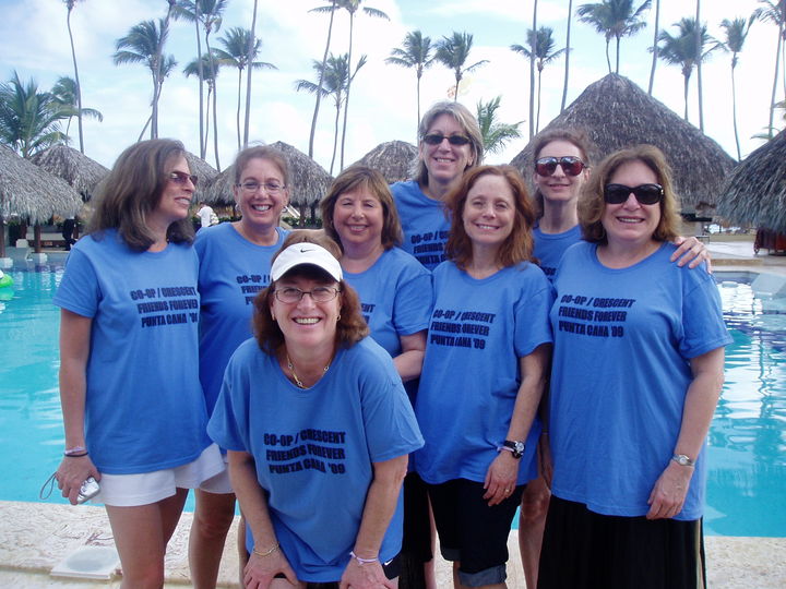 Reunion 09 T-Shirt Photo