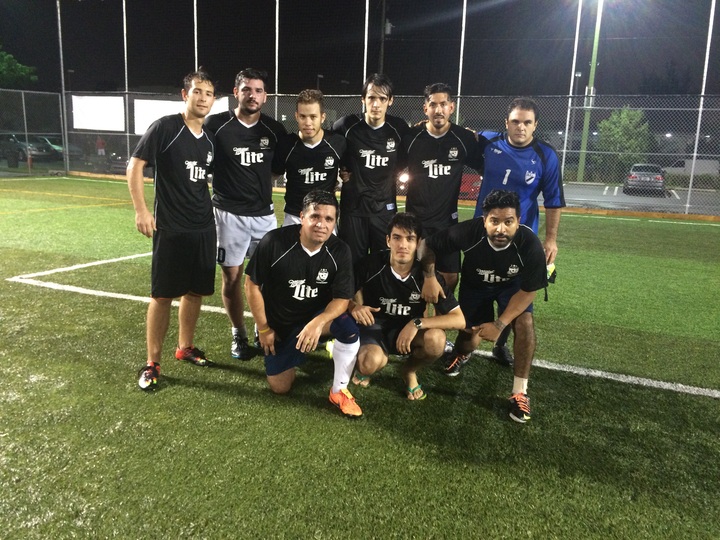 Go Kendall Go  T-Shirt Photo