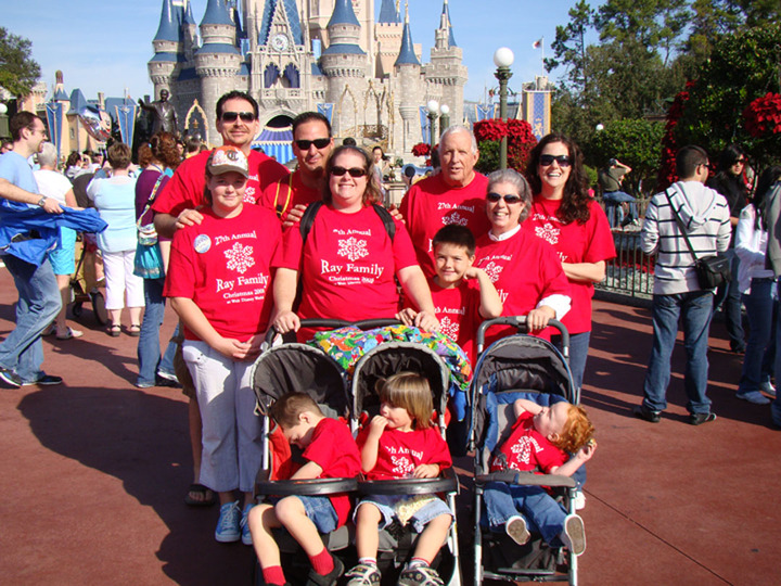 Disney Christmas 2009 T-Shirt Photo