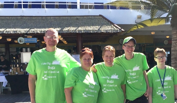 Picture of I Like Big Boats And I Cannot Lie Custom T-Shirt Design I Like Big Boats And I Cannot Lie T-Shirt Photo