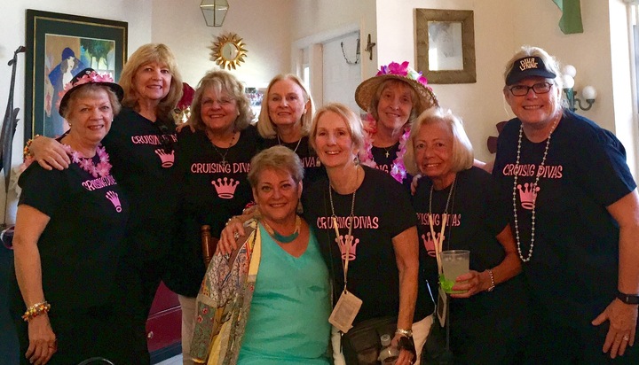 Cruising Divas T-Shirt Photo