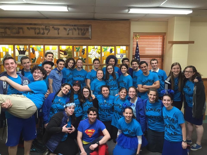 Seniors Win Battle Of The Grades T-Shirt Photo