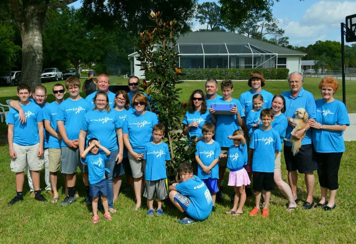 #4mema T-Shirt Photo