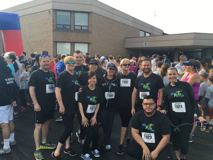 Oak Hill Howlin' And Prowlin' 5 K T-Shirt Photo