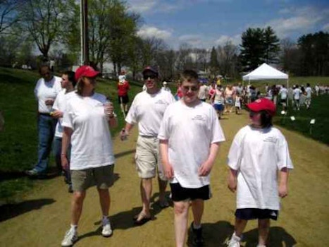 2009 Community Walk For Autism T-Shirt Photo