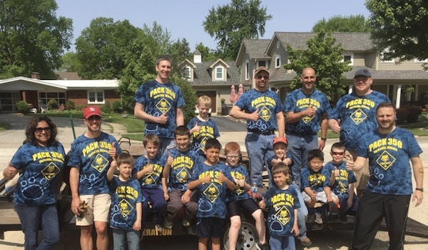 Yorkville Pack 350 Memorial Day Service Project. T-Shirt Photo