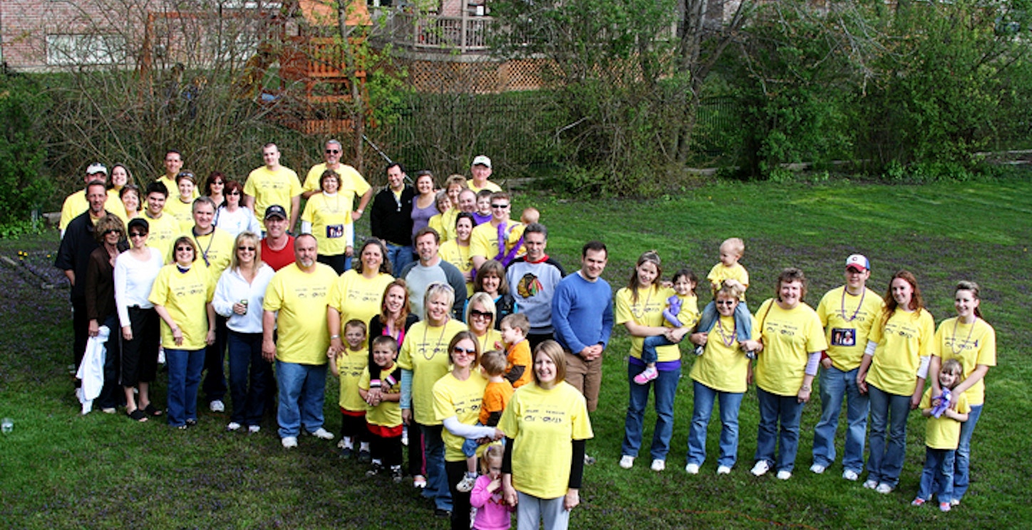 Picture of House Teague Crew's 2oo9 Efforts For Pancreatic Cancer Custom T-Shirt Design House Teague Crew's 2oo9 Efforts For Pancreatic Cancer T-Shirt Photo