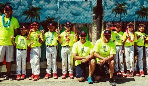 Picture of Hawaiian Hit Fest 2016 Custom T-Shirt Design Hawaiian Hit Fest 2016 T-Shirt Photo