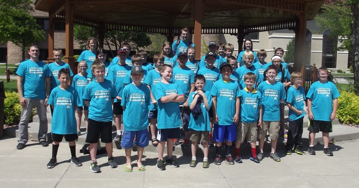 Umc Robotics & Technology Camp 2016 T-Shirt Photo