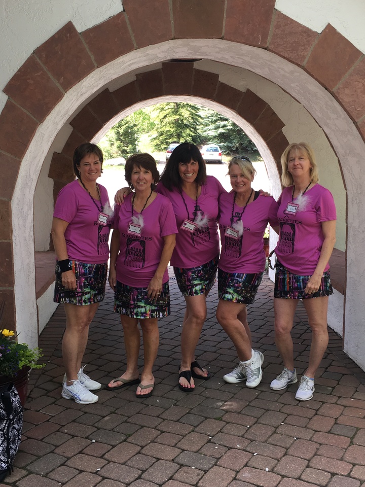 Rackettes Tennis Team T-Shirt Photo