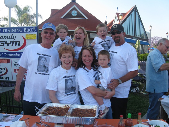 Mean Mama Chili T-Shirt Photo