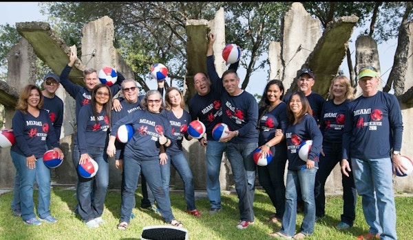 Picture of Miami Runs Reykjavik Custom T-Shirt Design Miami Runs Reykjavik T-Shirt Photo