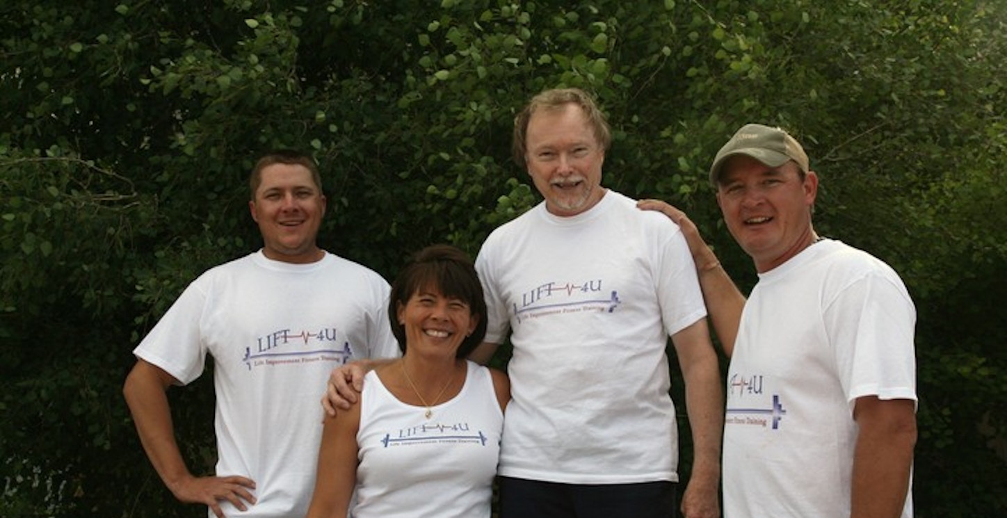 Heliskiing Guys T-Shirt Photo