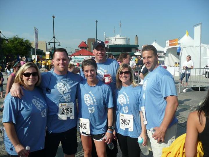 Team Baby V. T-Shirt Photo