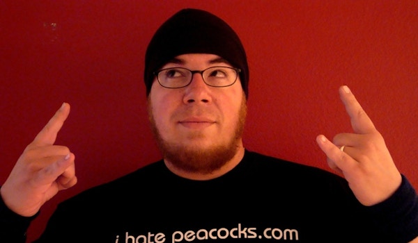 Jason Rocks His New I Hate Peacocks Website Shirt T-Shirt Photo