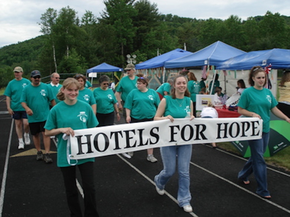 Hotels For Hope   Relay For Life T-Shirt Photo
