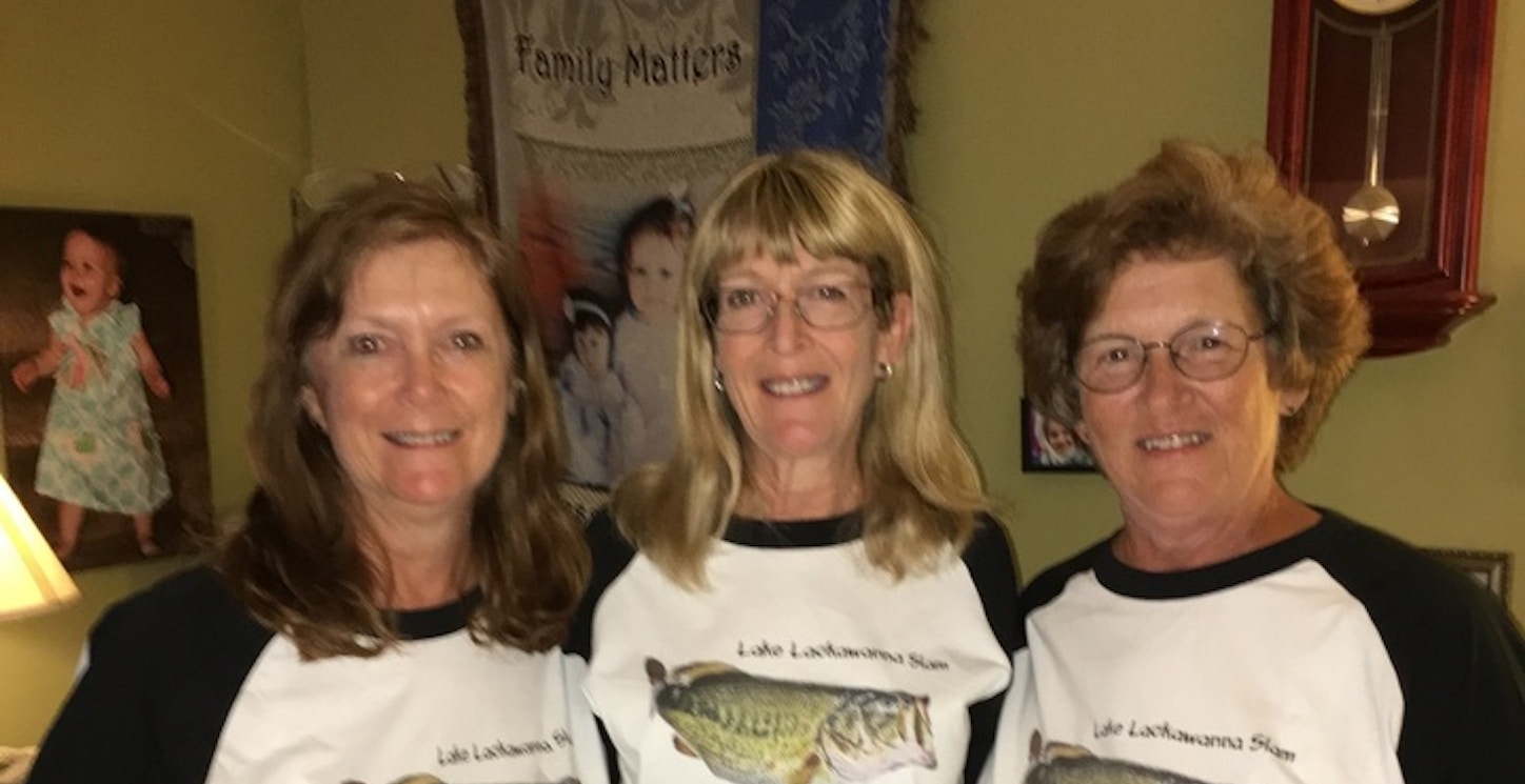 Fishin' Sisters T-Shirt Photo
