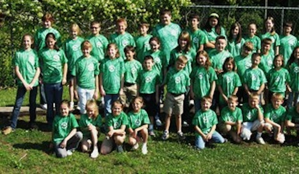 2009 Students For Service   Elementary T-Shirt Photo