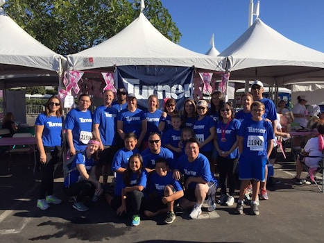 Turner Construction Blue Crew   Race For The Cure T-Shirt Photo