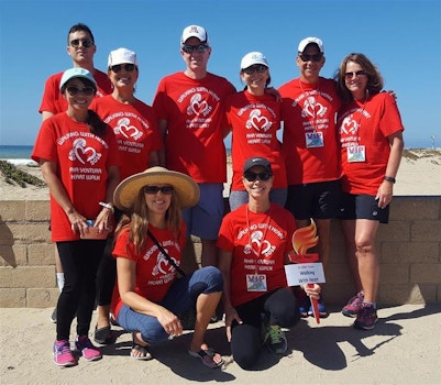 Team "Walking With Heart" T-Shirt Photo