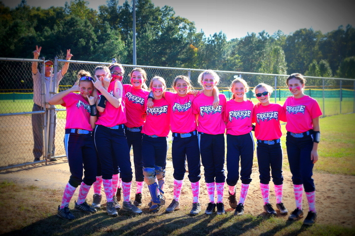 Freeze Girls Get Photo Bombed By The Umpire T-Shirt Photo