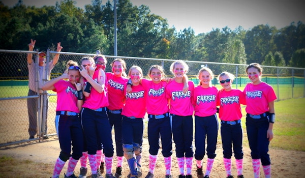 Freeze Girls Get Photo Bombed By The Umpire T-Shirt Photo