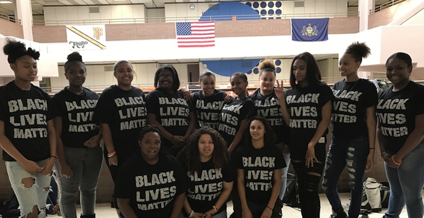 Black Lives Matter T-Shirt Photo