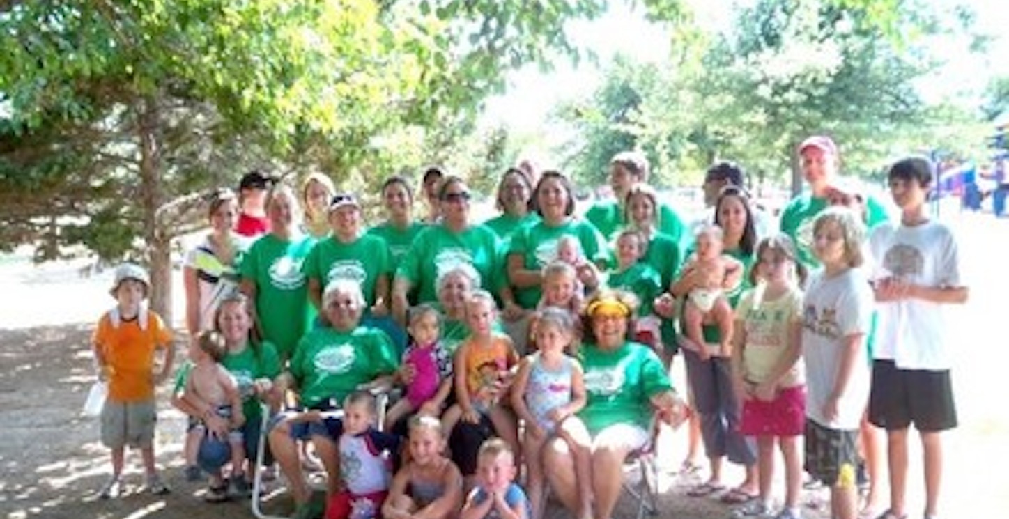 Henley's Sisters Family Reunion 09 T-Shirt Photo
