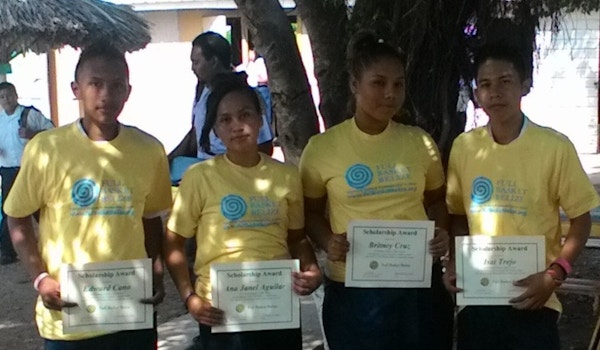 Full Basket Belize Scholarship Winners, Sarteneja, Belize T-Shirt Photo