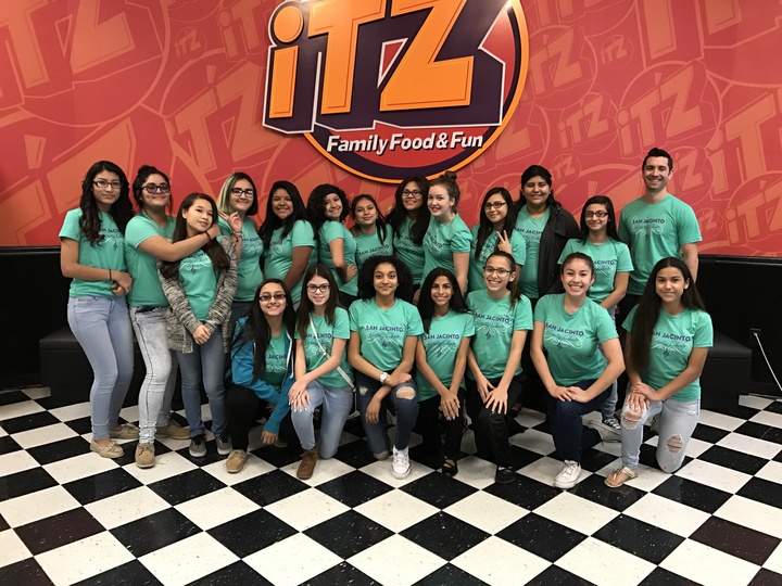 San Jacinto Choir After Competiton T-Shirt Photo