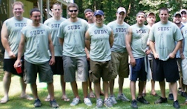 Picture of Sud5 Th Hanging In Ri! Custom T-Shirt Design Sud5 Th Hanging In Ri! T-Shirt Photo