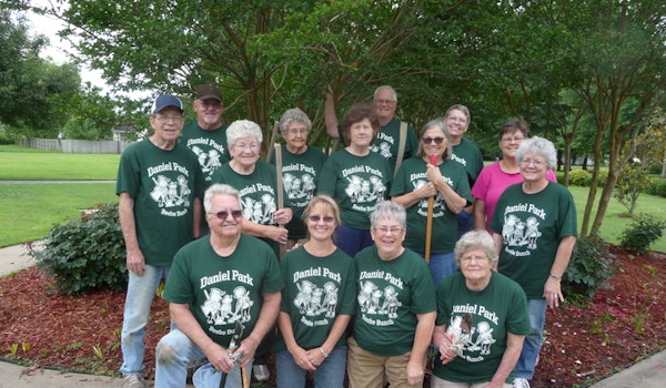 Beebe Master Gardeners T-Shirt Photo