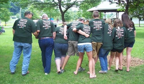 Family Reunion '09 T-Shirt Photo